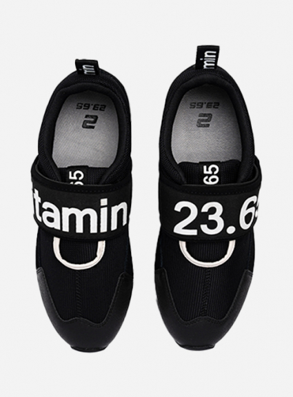 BTS - JUNGKOOK WEAR , VITAMIN SHOES BLACK ( Untuk Pria Dan Wanita )