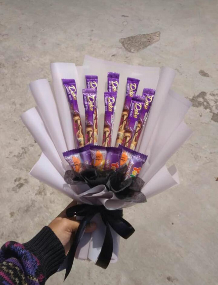 Buket Bunga Wisuda / Buket Makanan