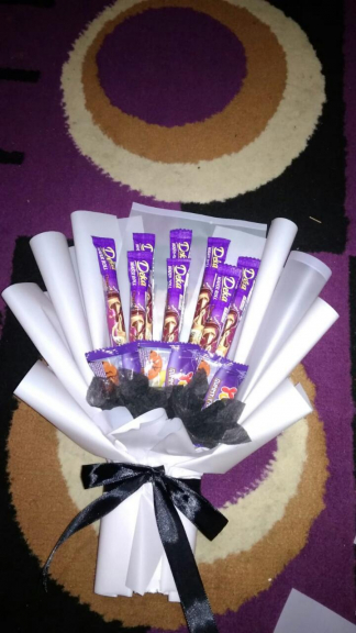 Buket Bunga Wisuda / Buket Makanan