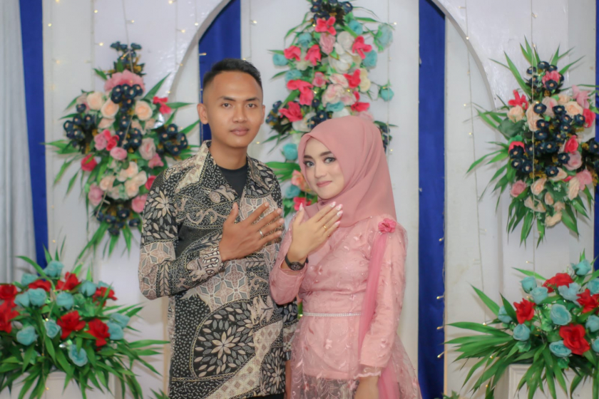 Dekorasi Pelaminan & Tata Rias Pengantin