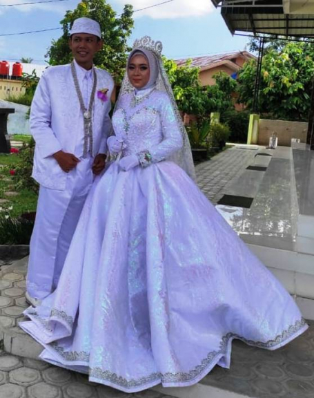 Dekorasi Pelaminan & Tata Rias Pengantin