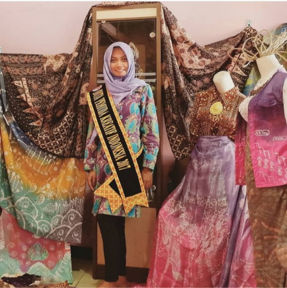 Batik pesona borobudur