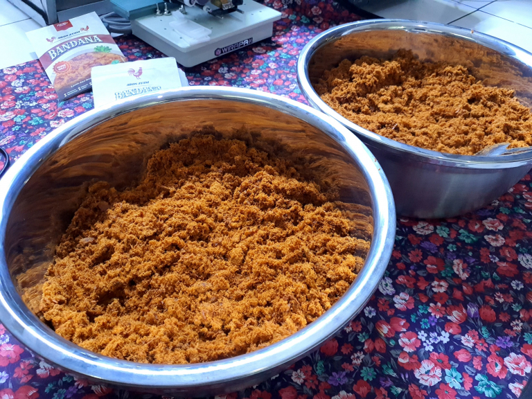 Abon ikan Marlin dan Abon Ayam 