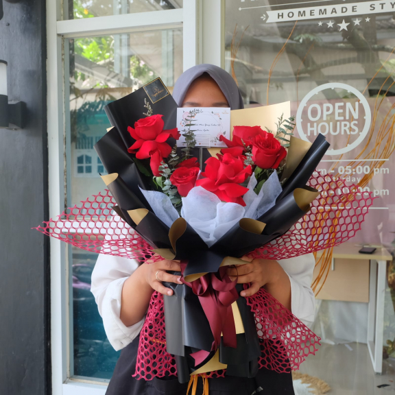 Karangan Bunga Lampung ( Bouquet Fresh Flowers Red Rose)