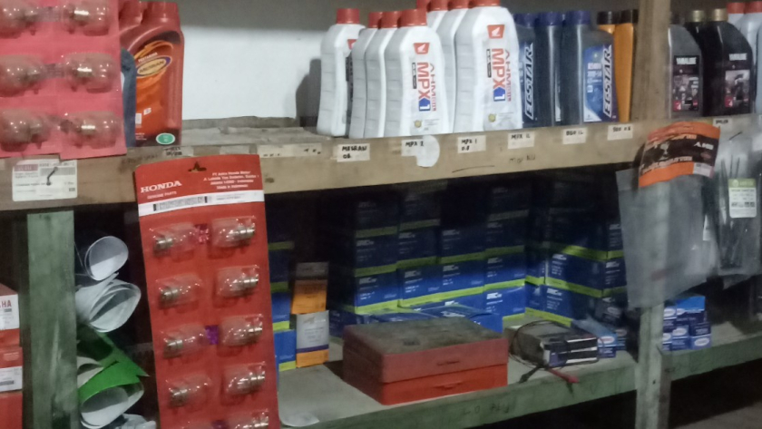 Sparepart sepeda motor